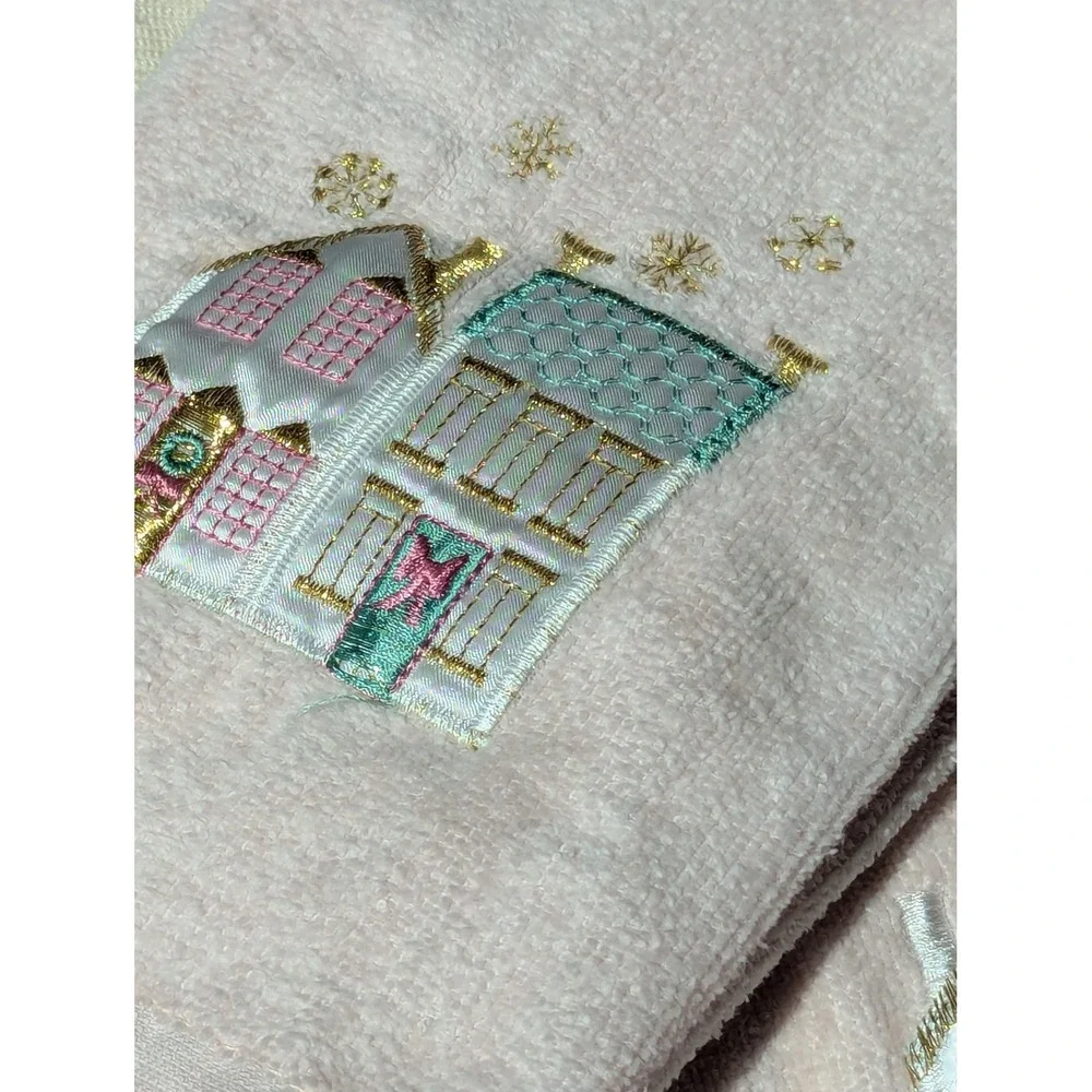 Vintage 1980's Pink Christmas Towel Set by R.A. Briggs